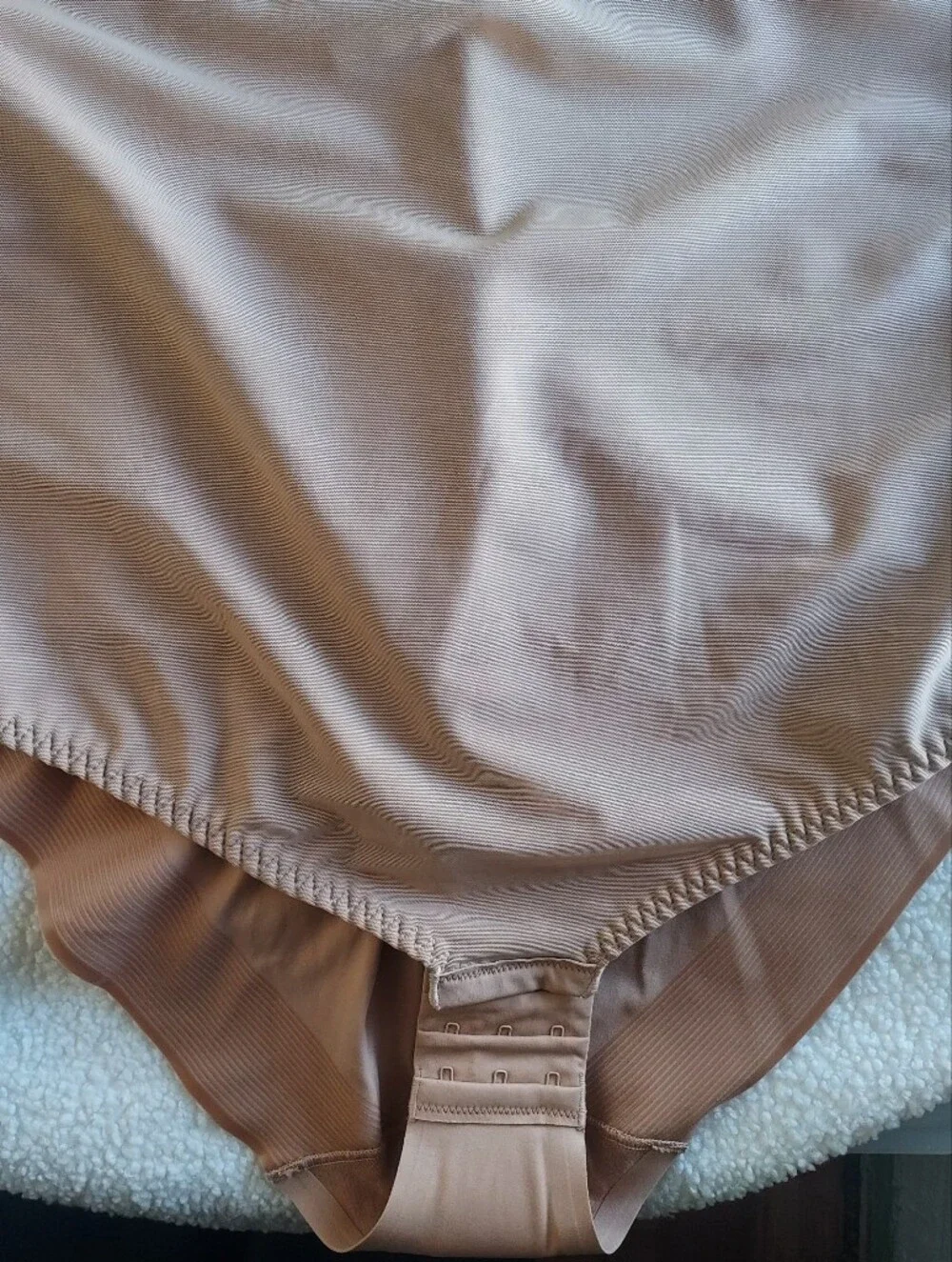 Honeylove Nude Seamless Shaping Bodysuit